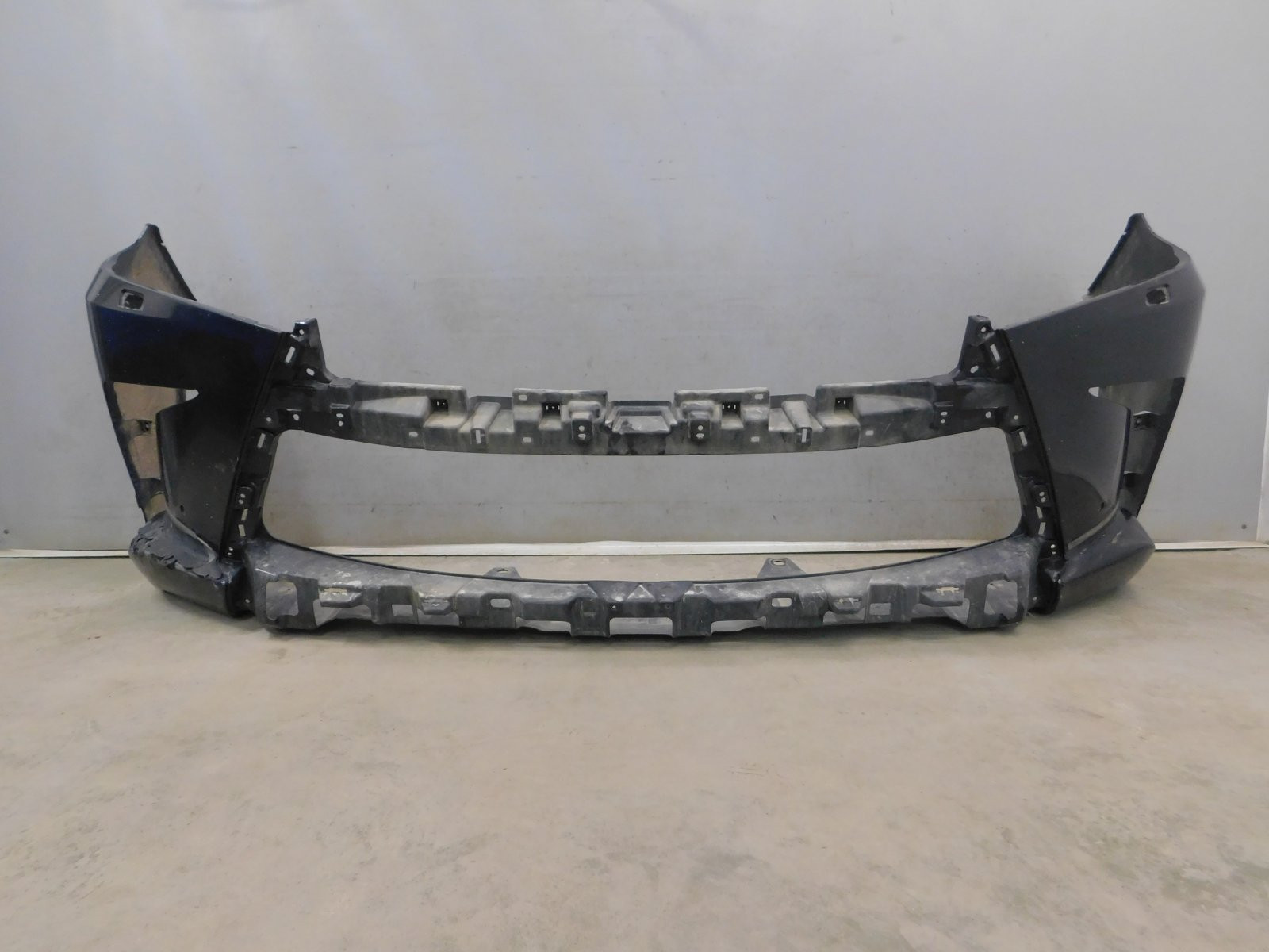 Бампер передний Lexus LX 570 (URJ200) 2007>