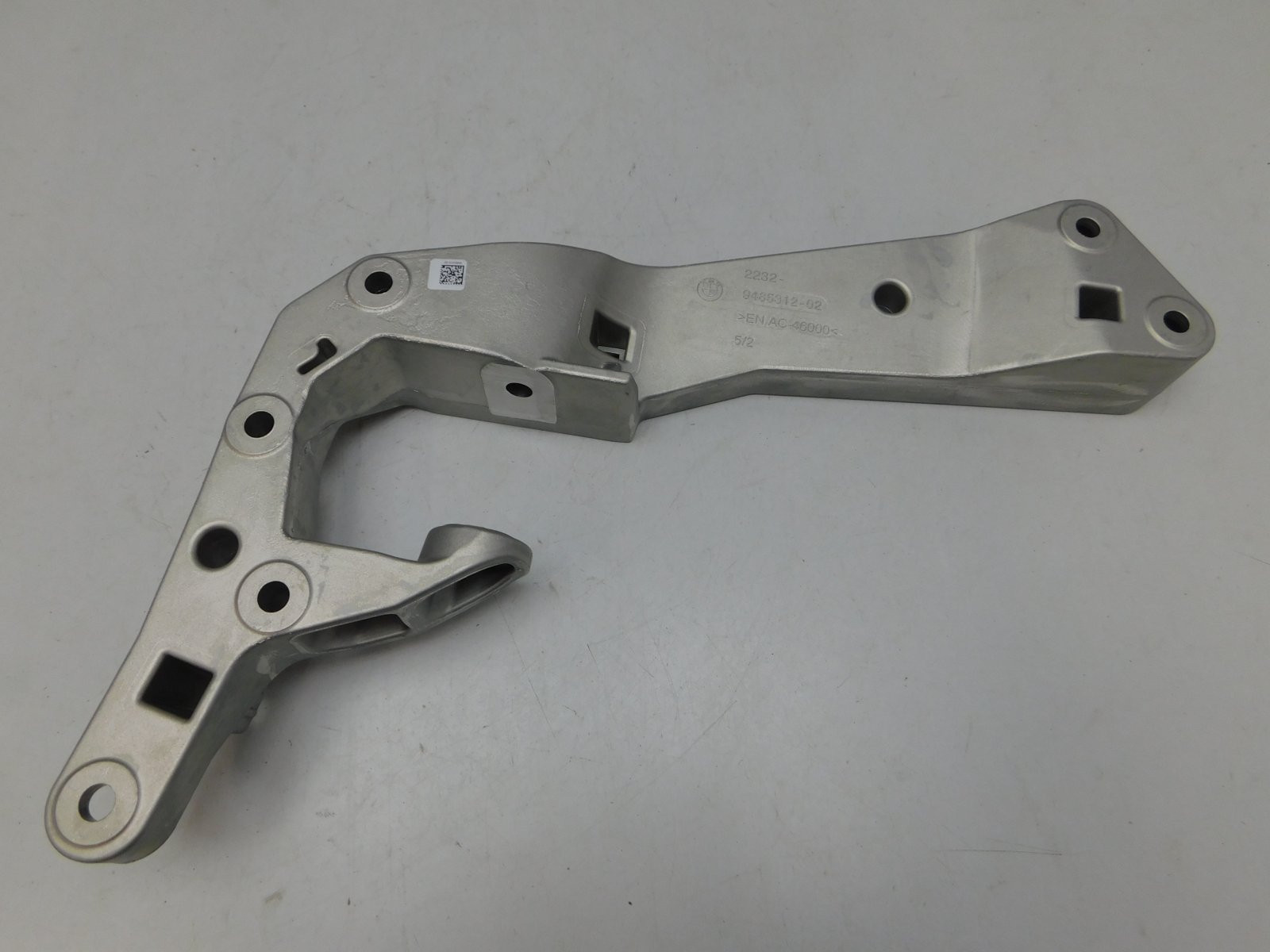 Кронштейн BMW 5-серия G30 2016>