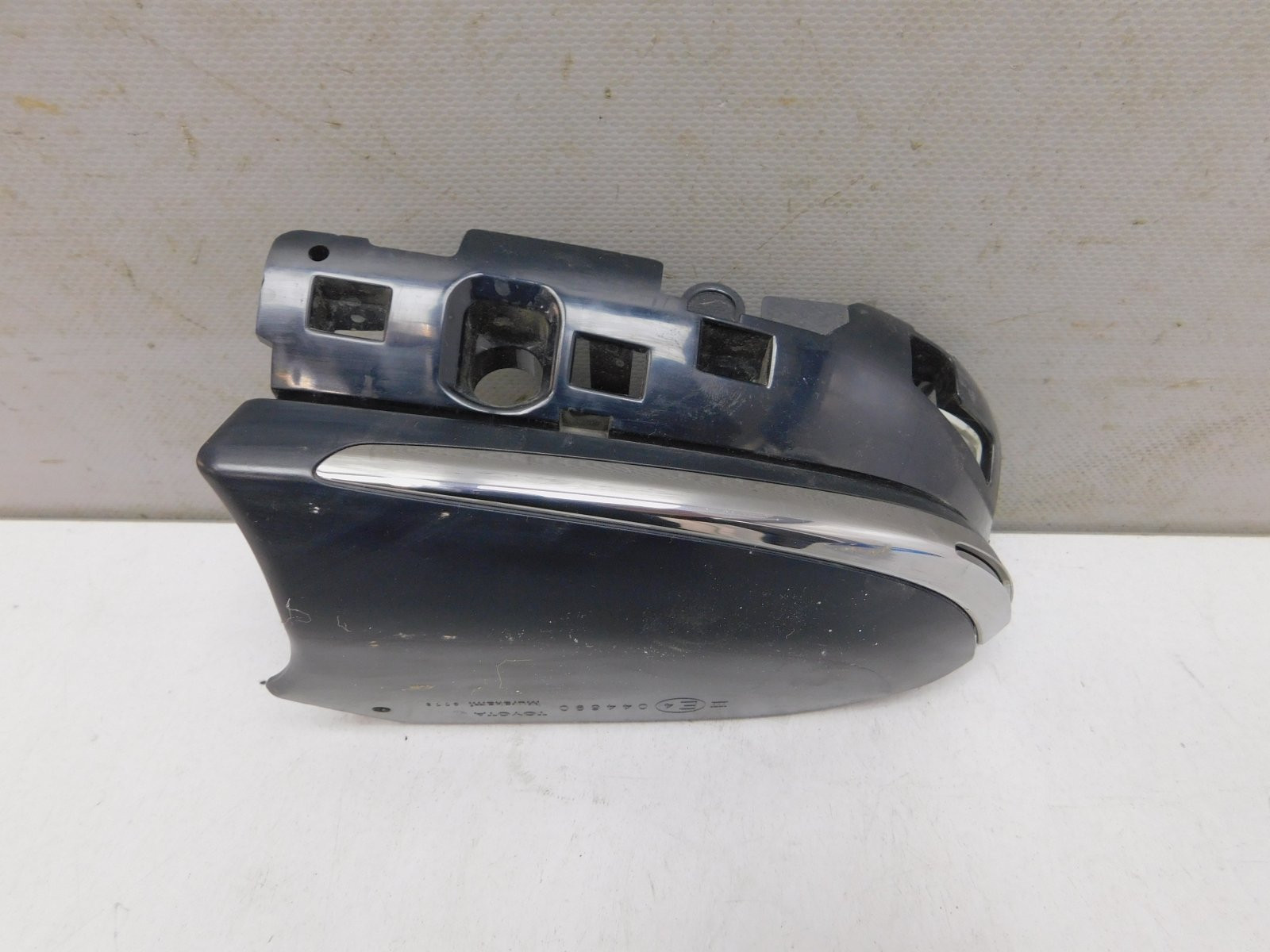 Накладка зеркала левого Toyota Camry V70 2017>