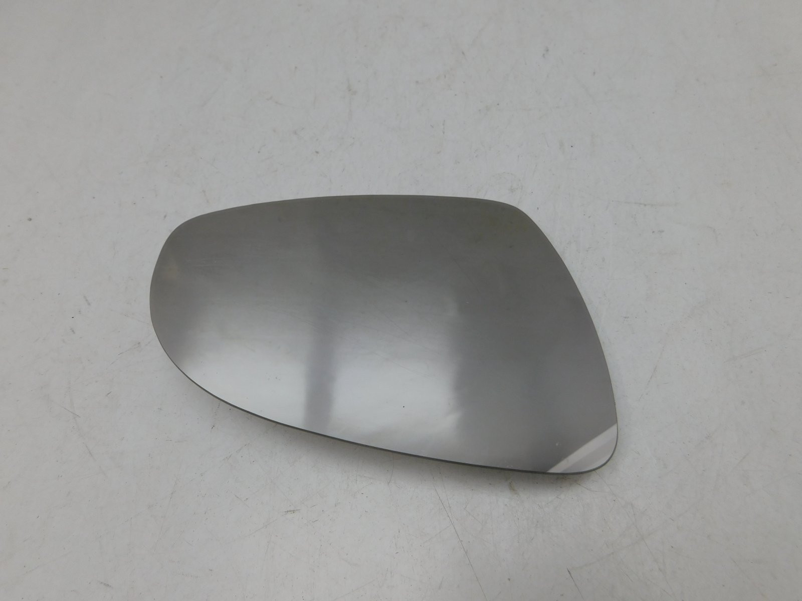 Стекло зеркала правого Kia Sportage 2015>