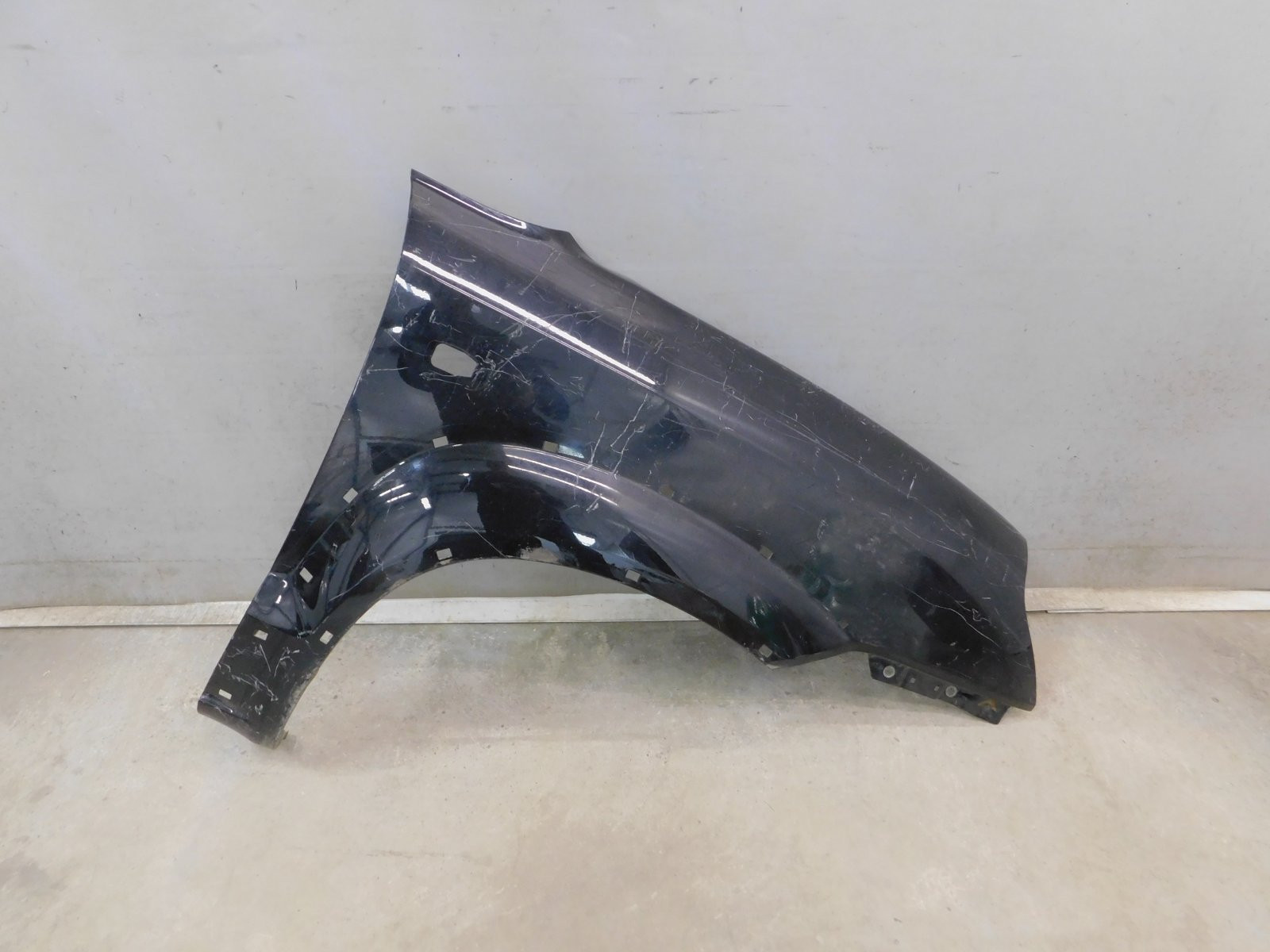 Крыло переднее правое Hyundai Tucson 2004>