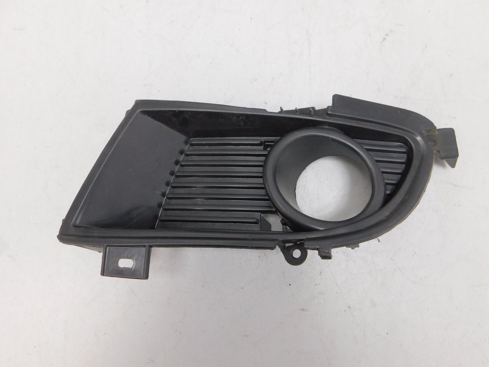 Решетка в бампер левая Mitsubishi Lancer (CS) 2003-2006