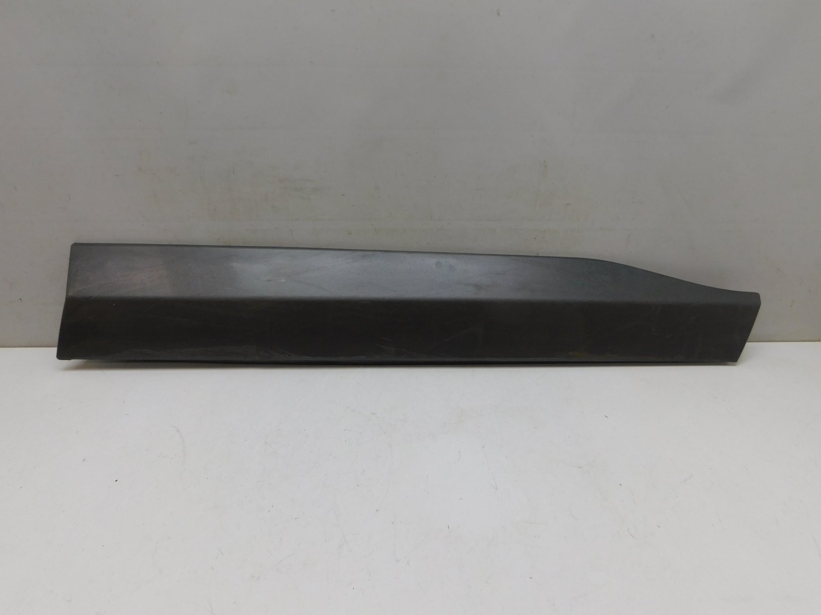 Накладка двери передней правой Toyota RAV 4 2019>