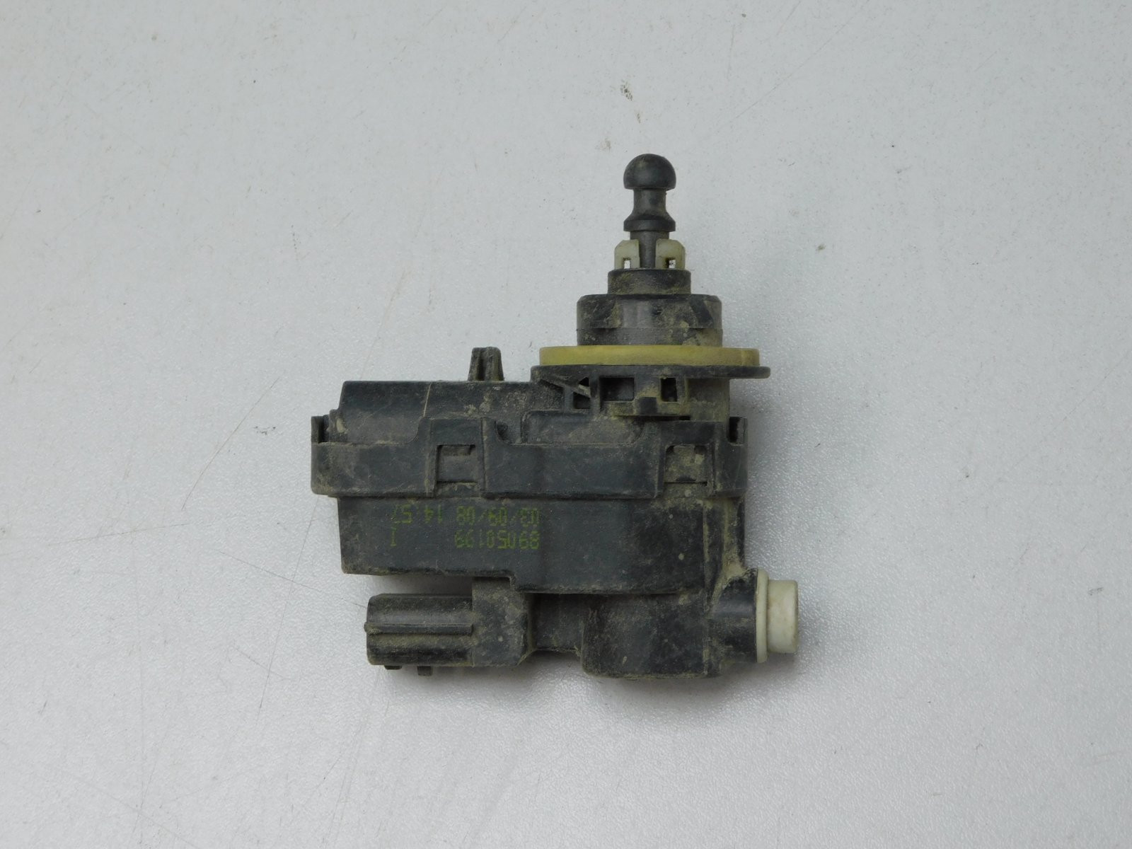 Моторчик корректора фары Nissan Almera (G15) 2013>