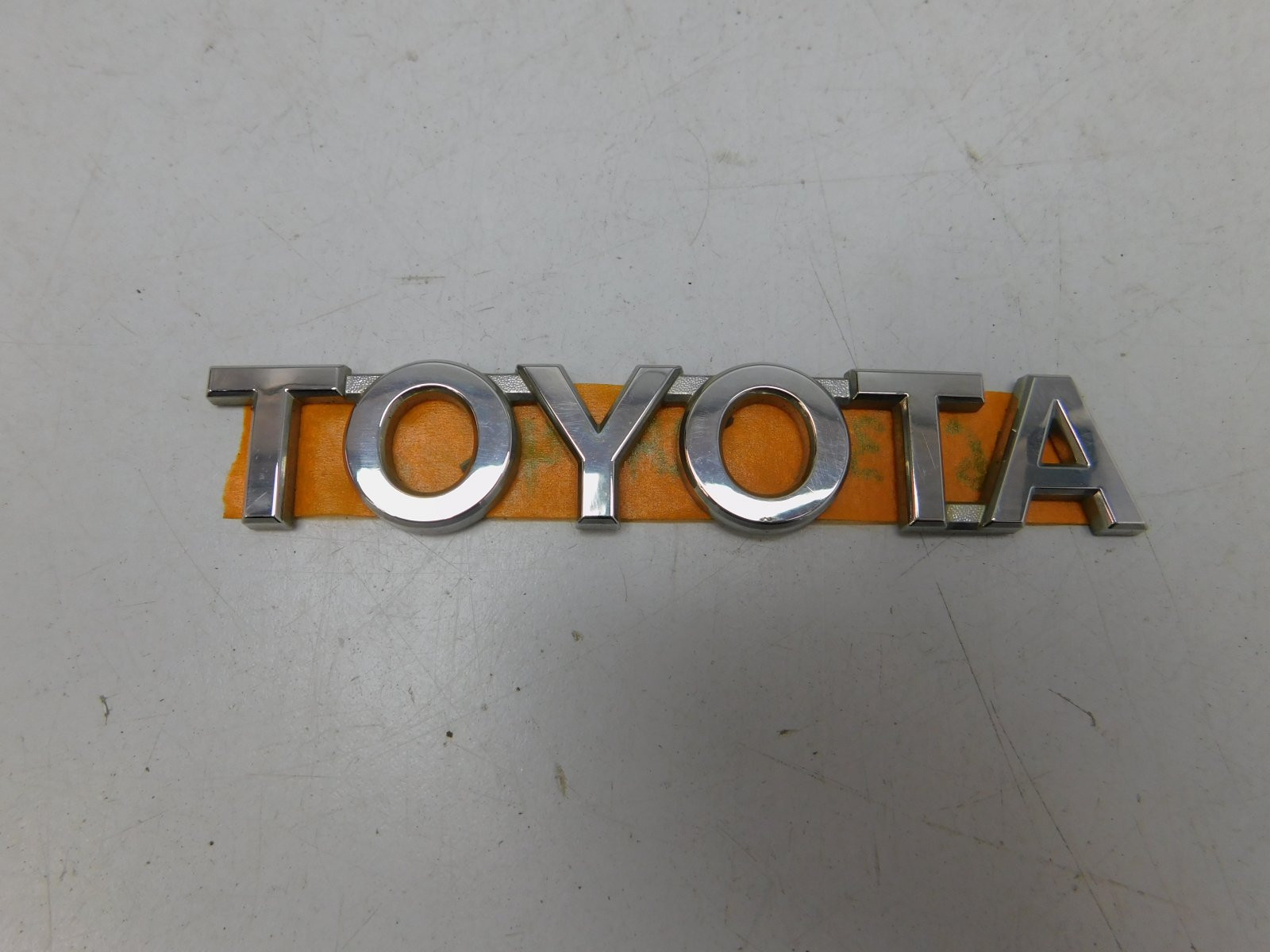 Эмблема Toyota RAV 4 2013-2019