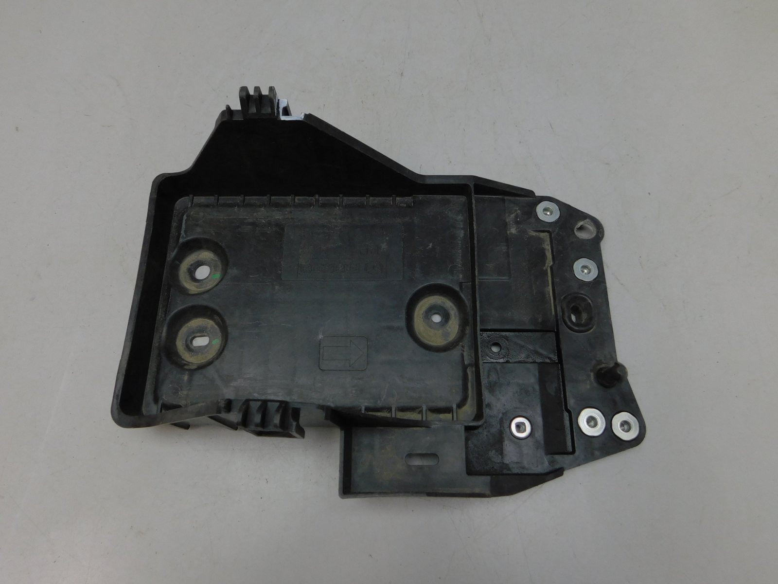 Крепление АКБ (корпус/подставка) Mazda CX 5 2012>