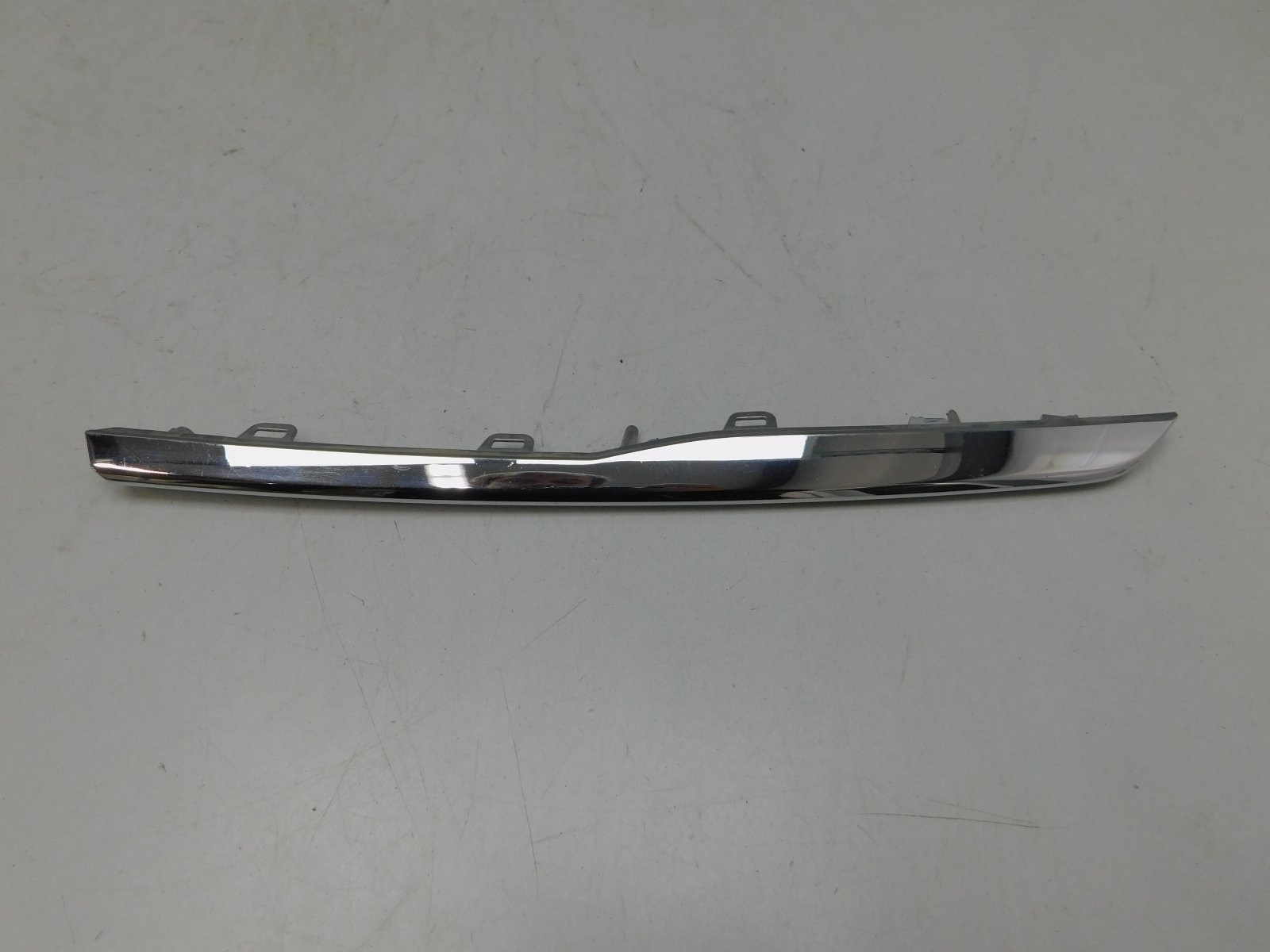 Молдинг решетки радиатора Hyundai Solaris 2010-2017