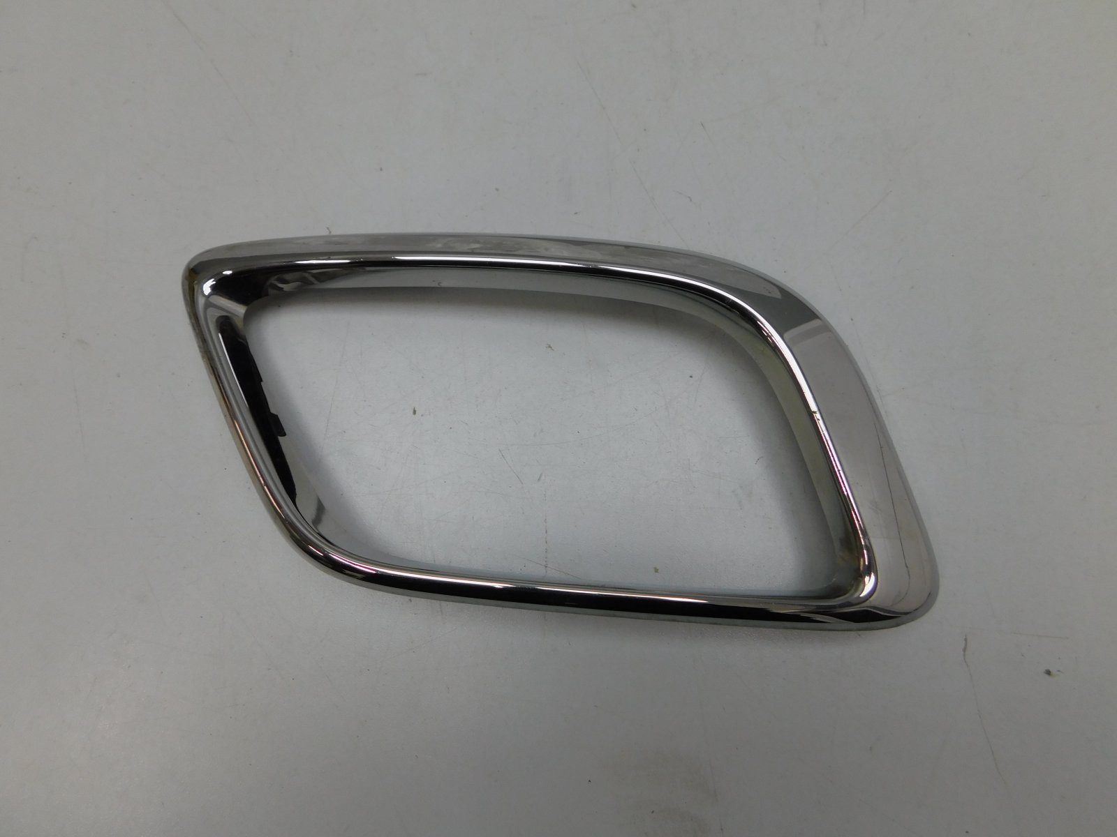 Рамка для противотуманных фар Renault Logan II 2014>