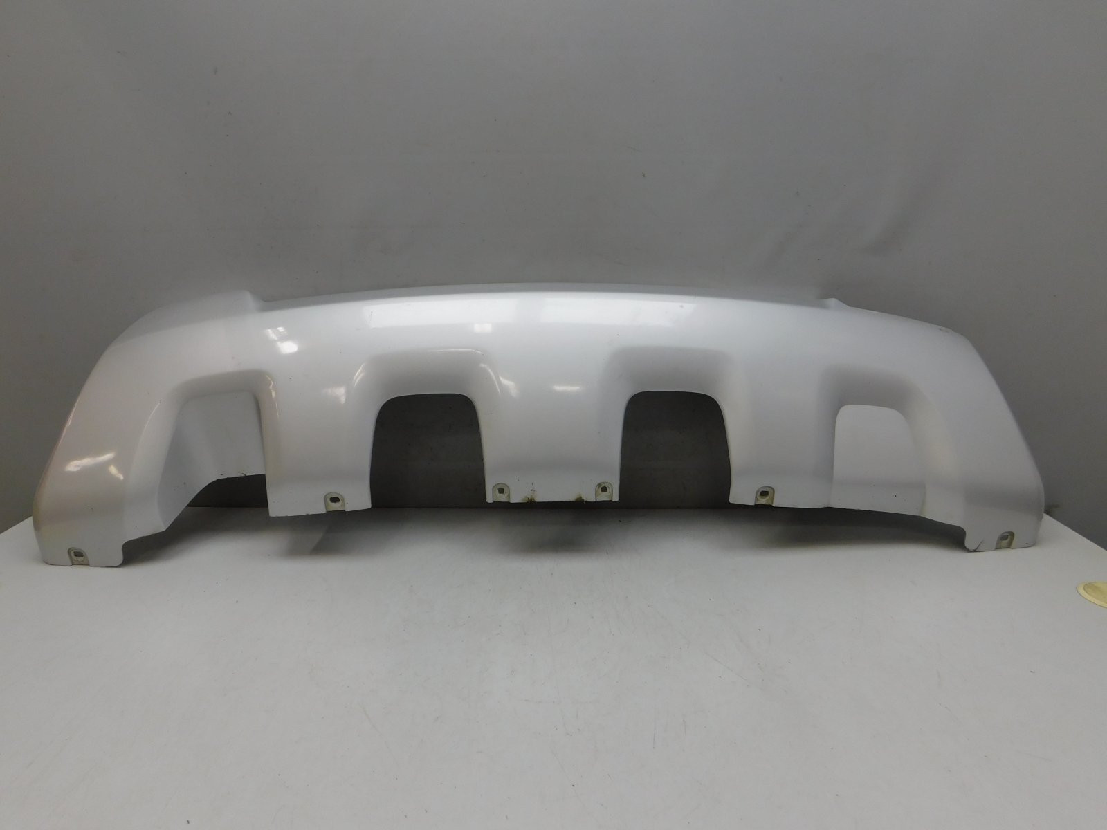 Накладка заднего бампера Renault Duster 2011>