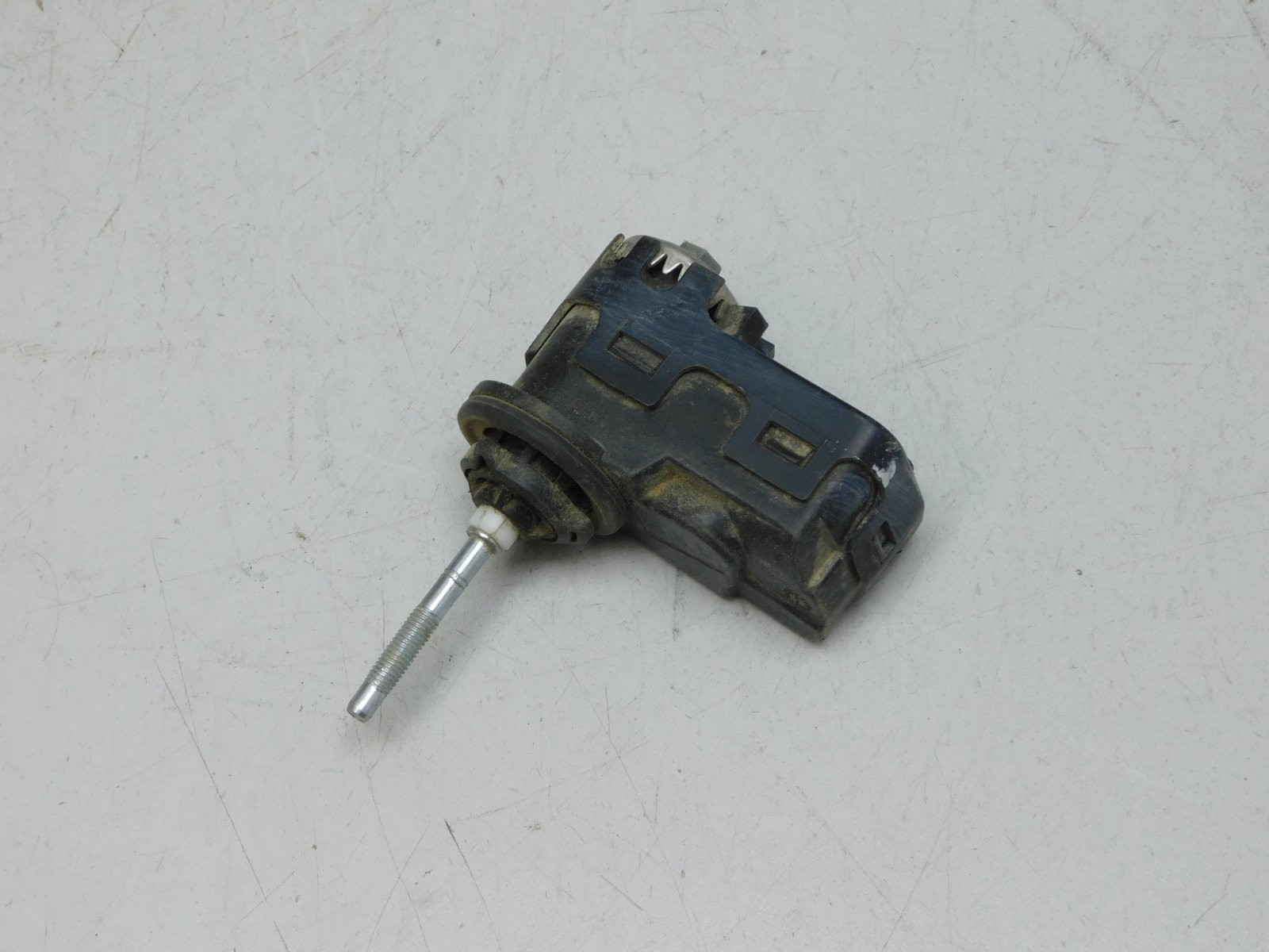 Моторчик корректора фары Kia Sportage 2010-2015