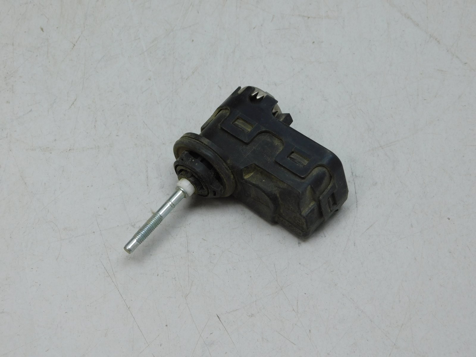 Моторчик корректора фары Kia Sportage 2010-2015