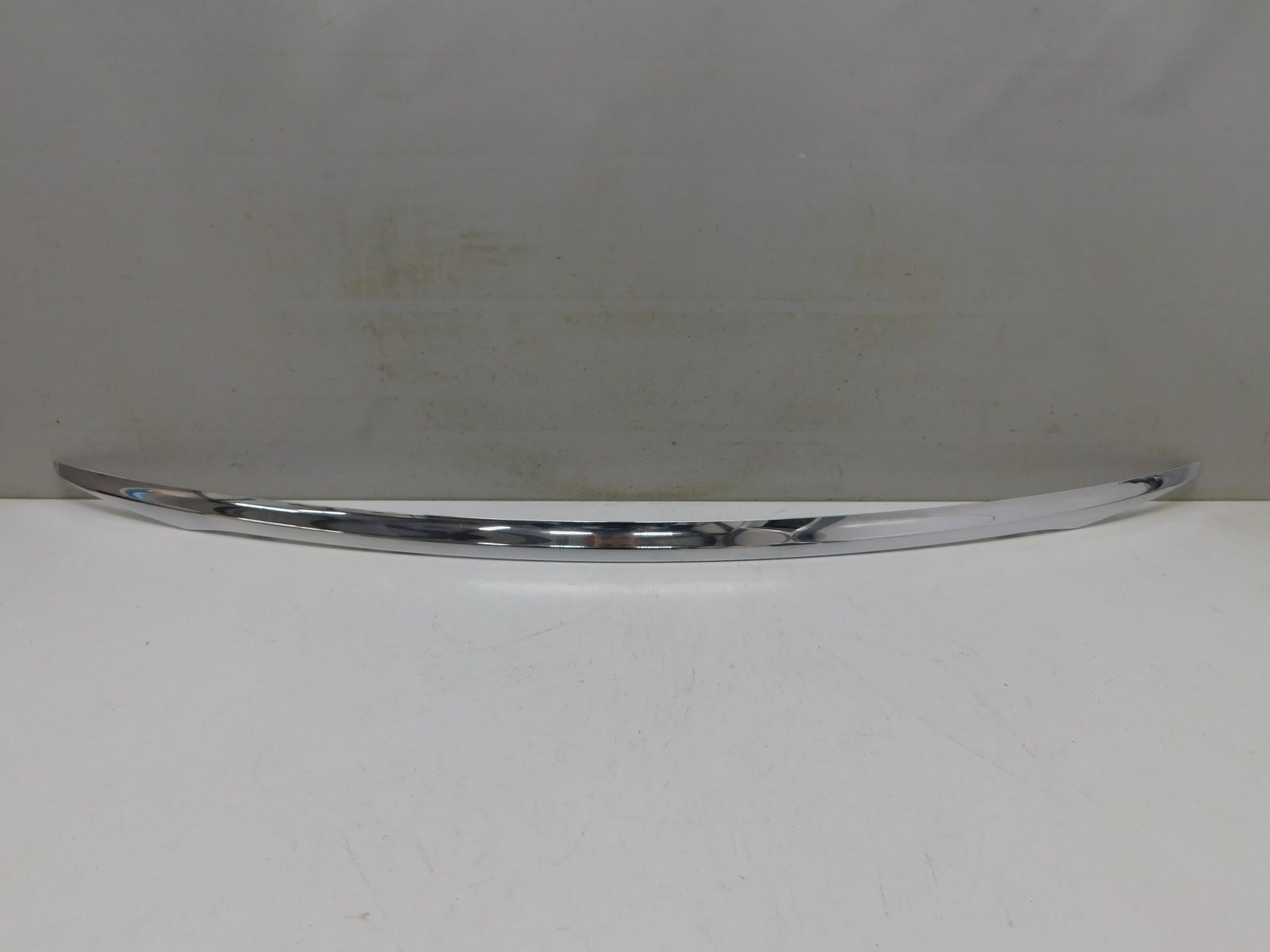 Молдинг крышки багажника Mercedes-Benz E-Klasse W213 2016>