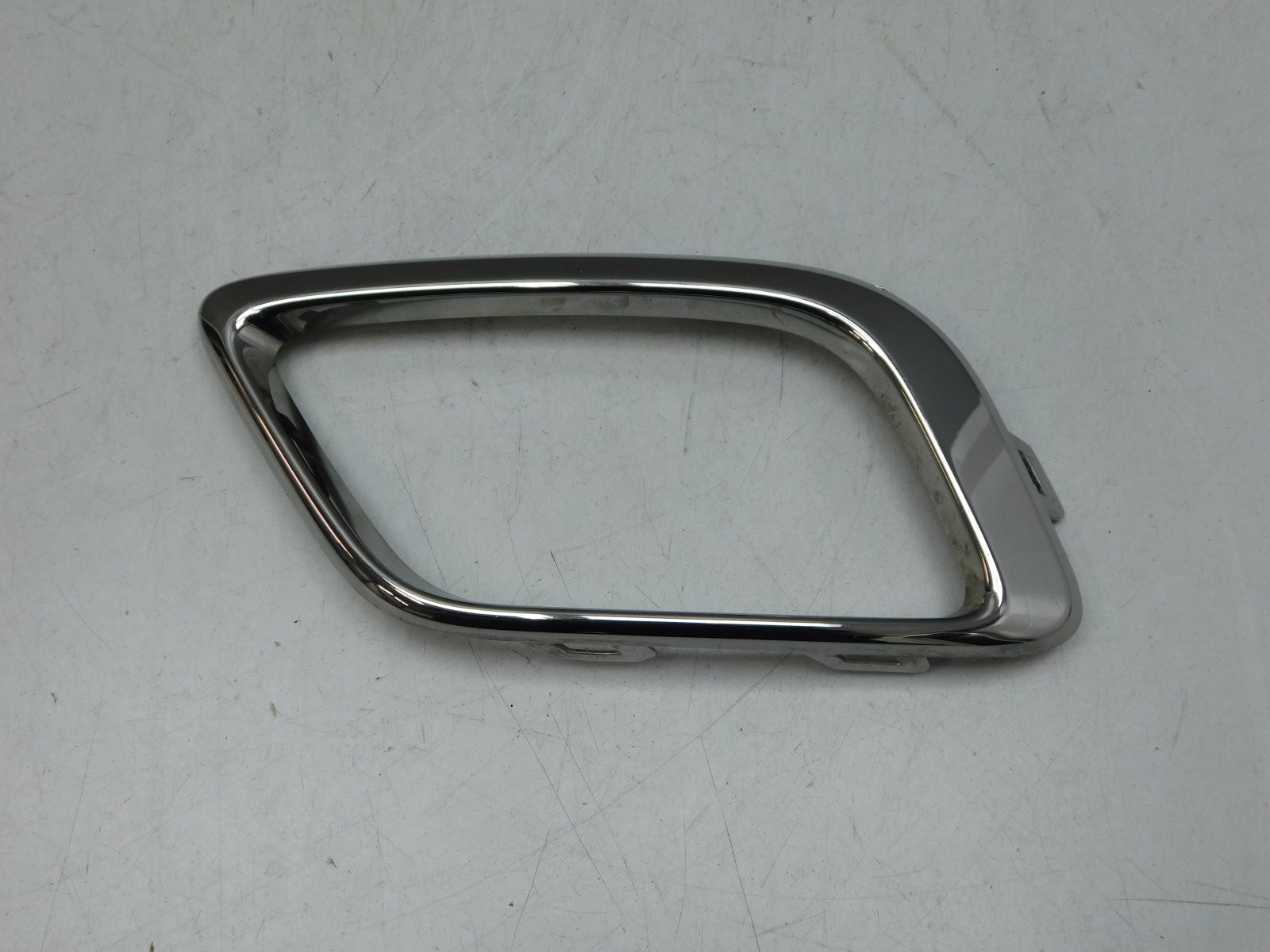 Рамка для противотуманных фар Renault Logan II 2014>